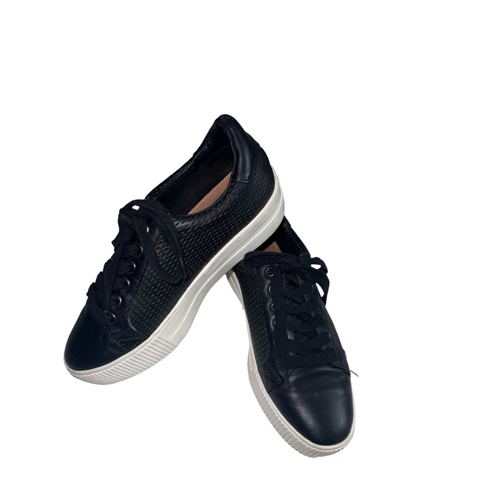 HALOGEN Black Leather Textured Platform Lace-up Sneakers Size 6.5 - Picture 3 of 11